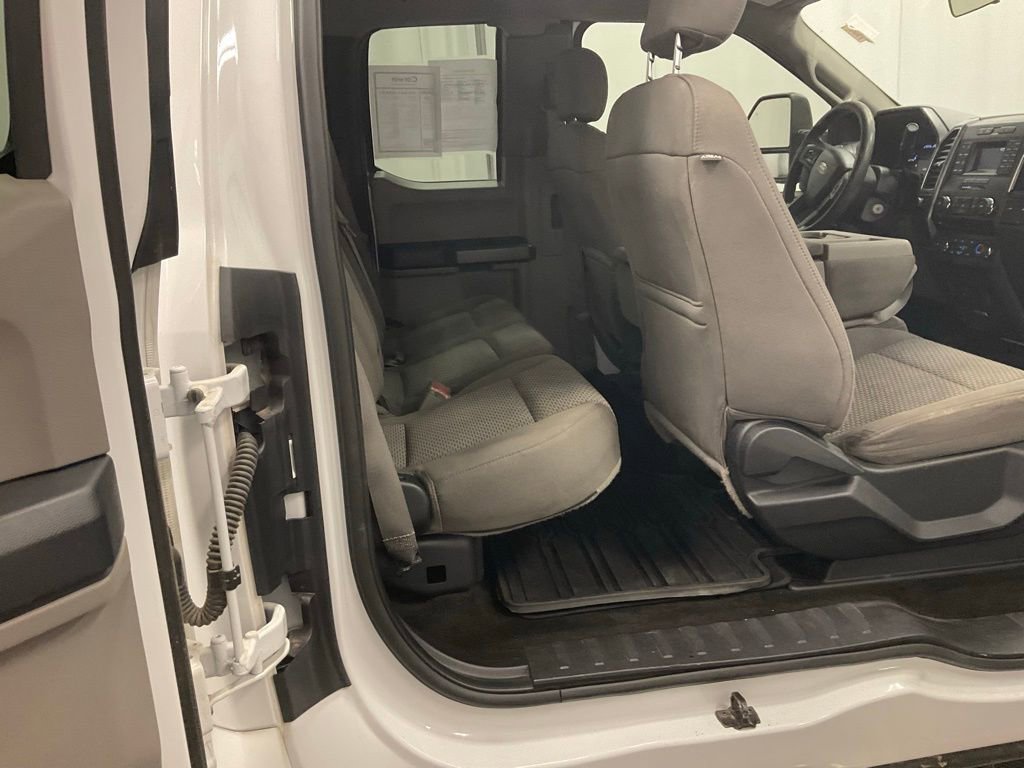 Used 2018 Ford F250 XLT w/ Snow Plow Prep Package image 13