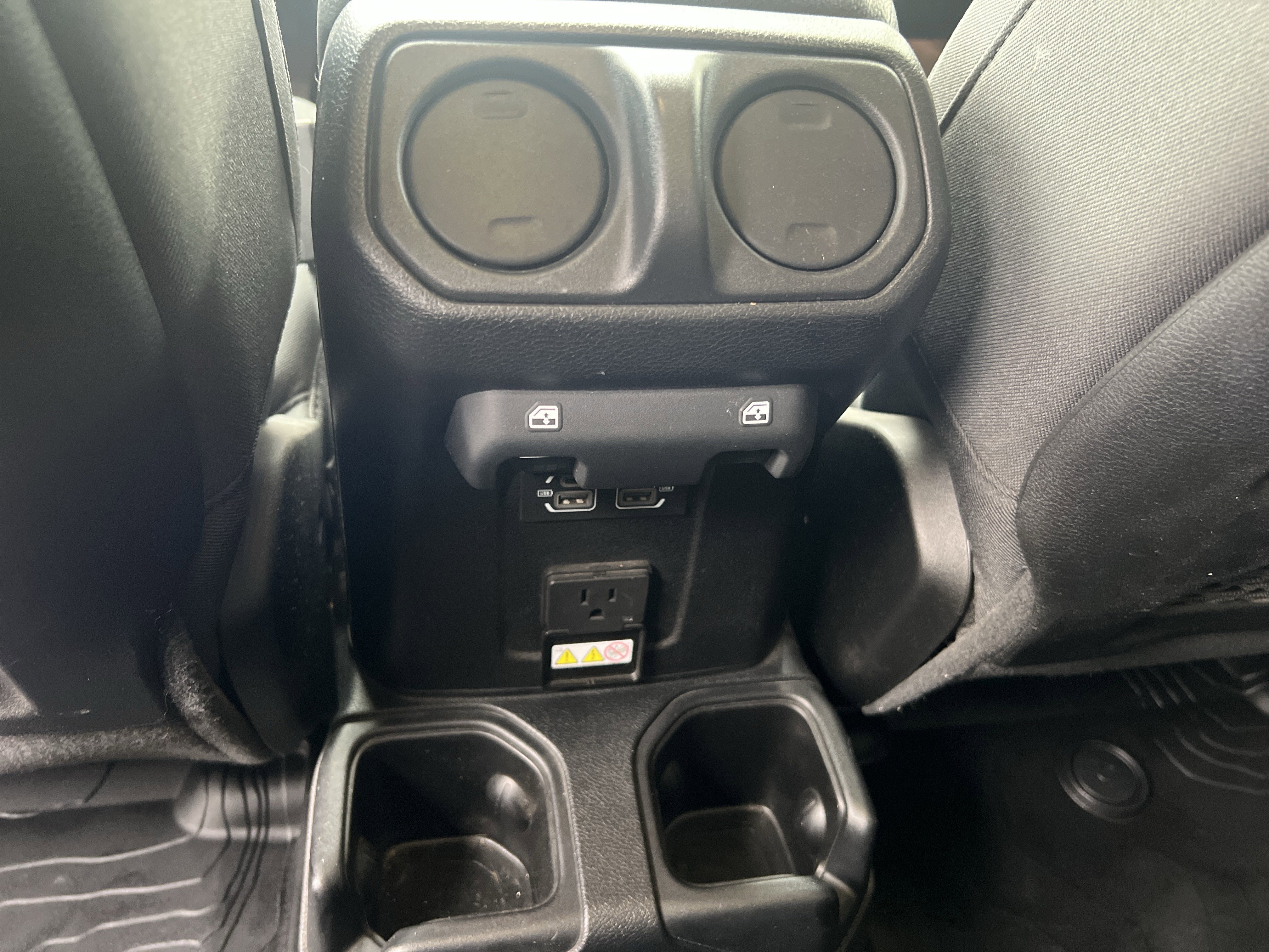 Used 2021 Jeep Wrangler Unlimited Rubicon w/ Safety Group image 29