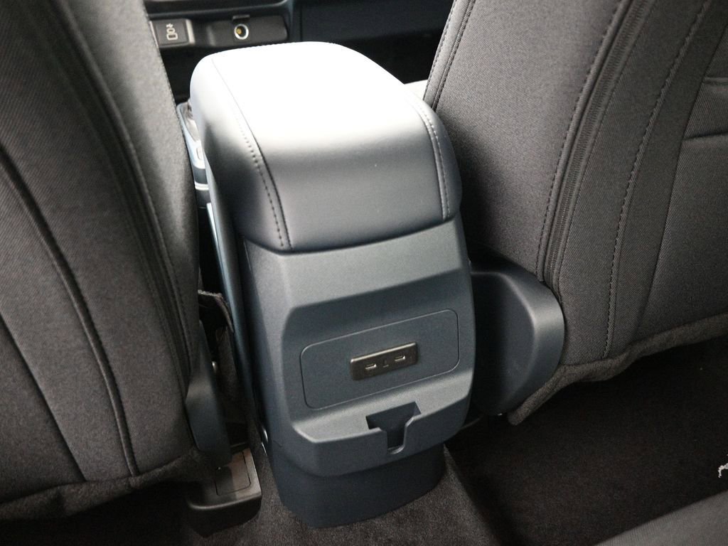 New 2026 Ford Maverick XL image 17