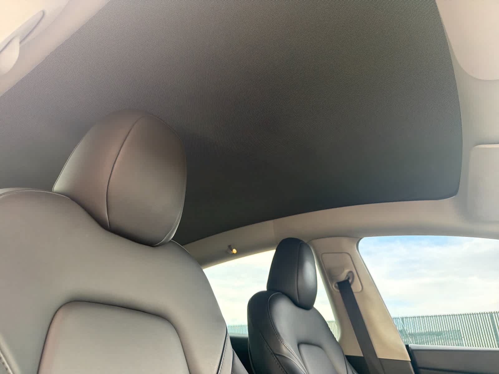 Used 2024 Tesla Model Y 2WD image 16