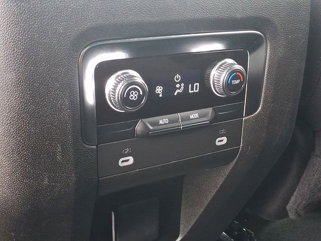 Used 2024 GMC Yukon SLE image 21