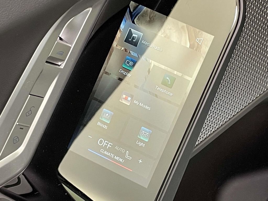 New 2026 BMW 740i xDrive AWD/4WD image 19