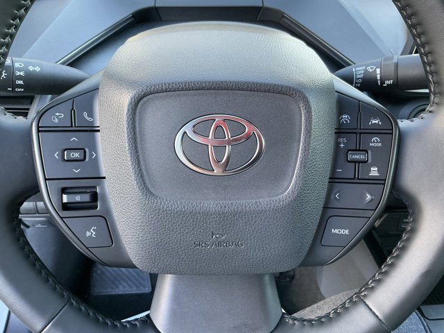 Used 2024 Toyota Prius LE image 29