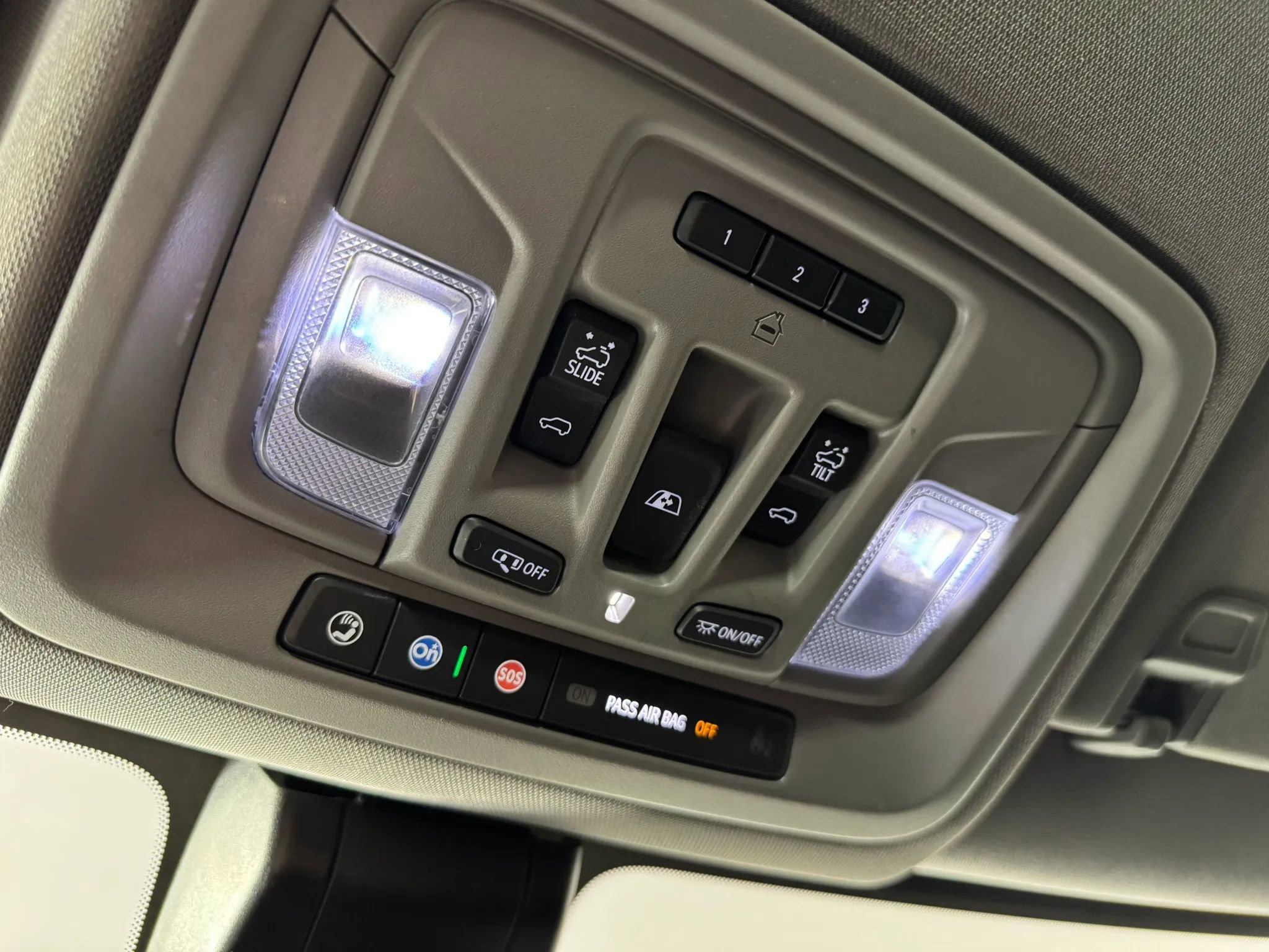 Used 2022 GMC Sierra 2500 Denali image 25