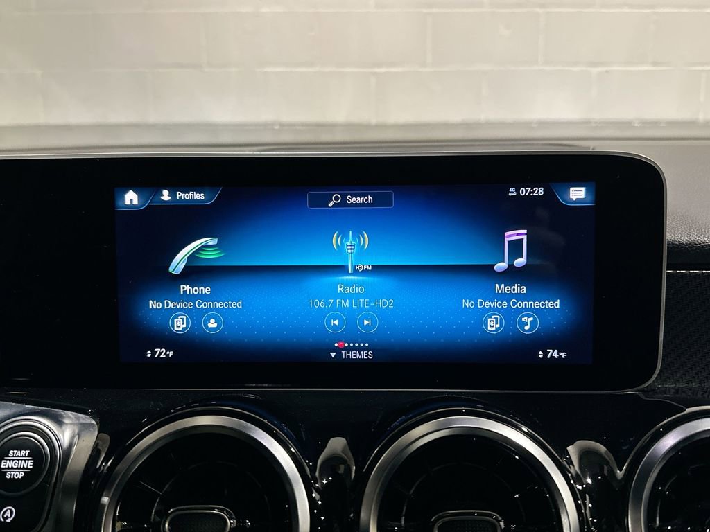 Used 2020 Mercedes-Benz GLB 250 4MATIC image 13