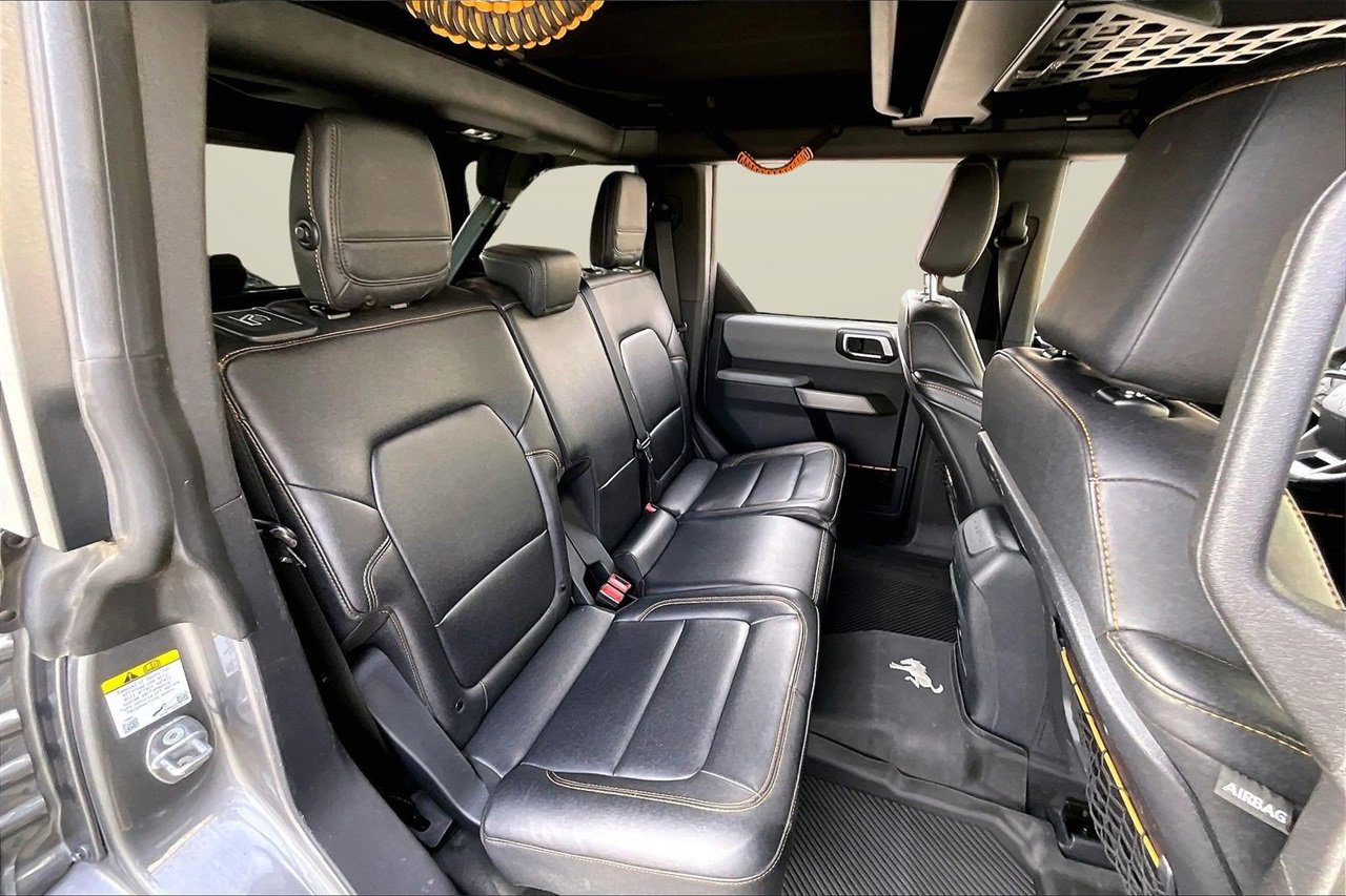 Used 2023 Ford Bronco Badlands w/ Sasquatch Package image 24