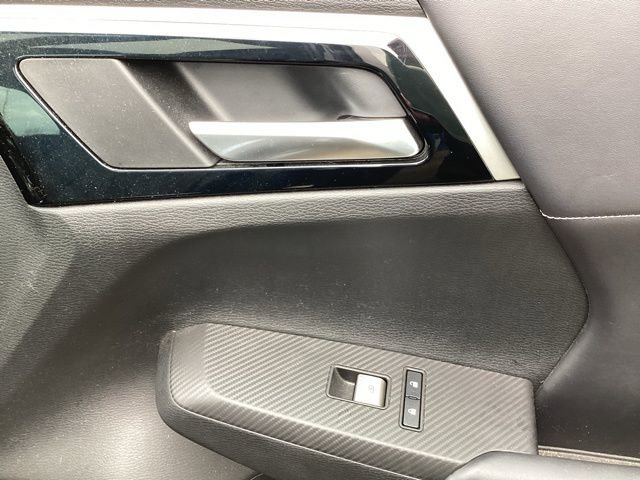 Used 2023 Mitsubishi Outlander SE image 22