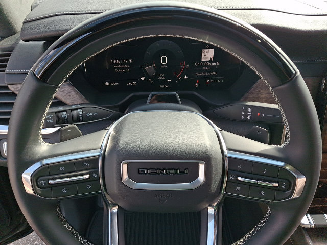 Used 2026 GMC Acadia Denali Ultimate w/ LPO, Illumination Package AWD/4WD image 4