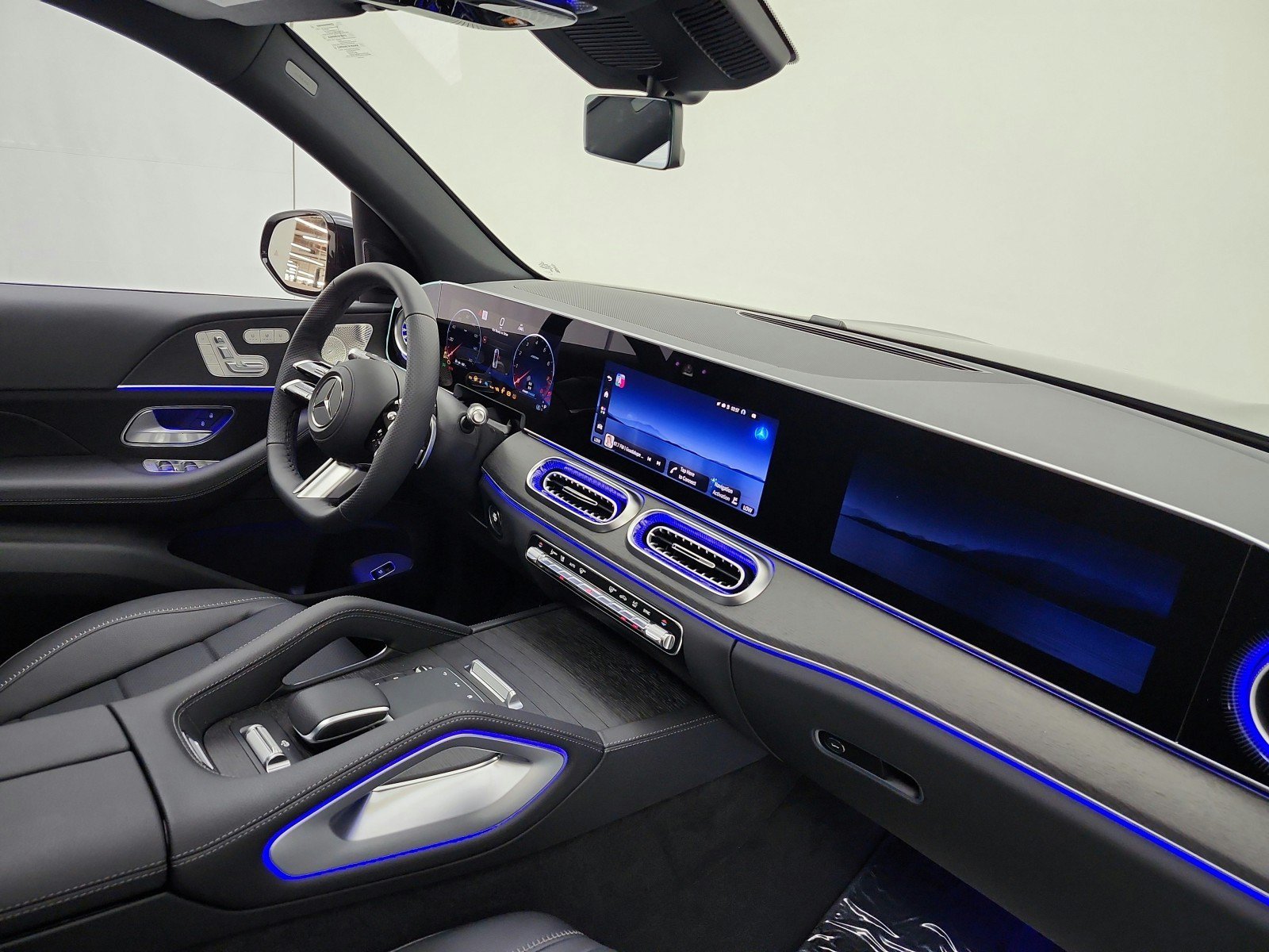New 2027 Mercedes-Benz GLS 450 4MATIC image 14