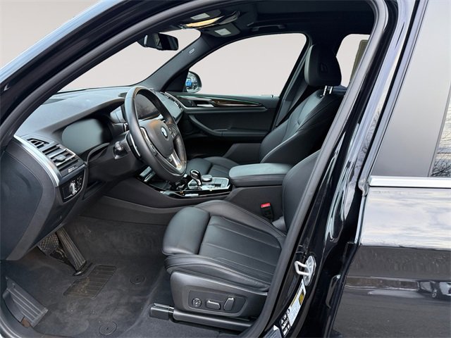 Certified 2024 BMW X3 xDrive30i w/ Premium Package image 9