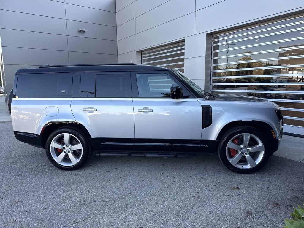 Certified 2024 Land Rover Defender 130 X AWD/4WD image 8