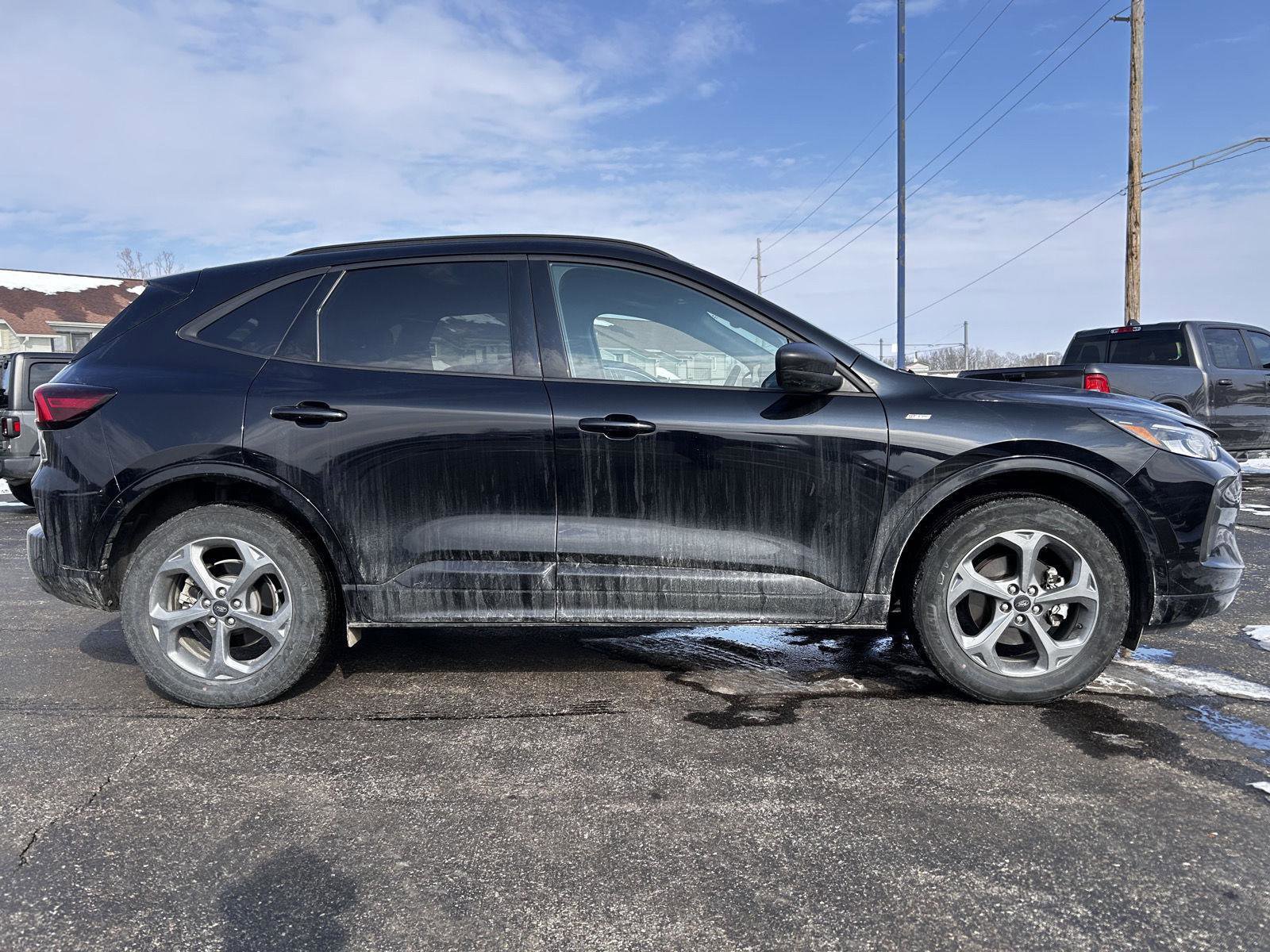 Used 2023 Ford Escape ST-Line w/ Tech Pack #1 image 4