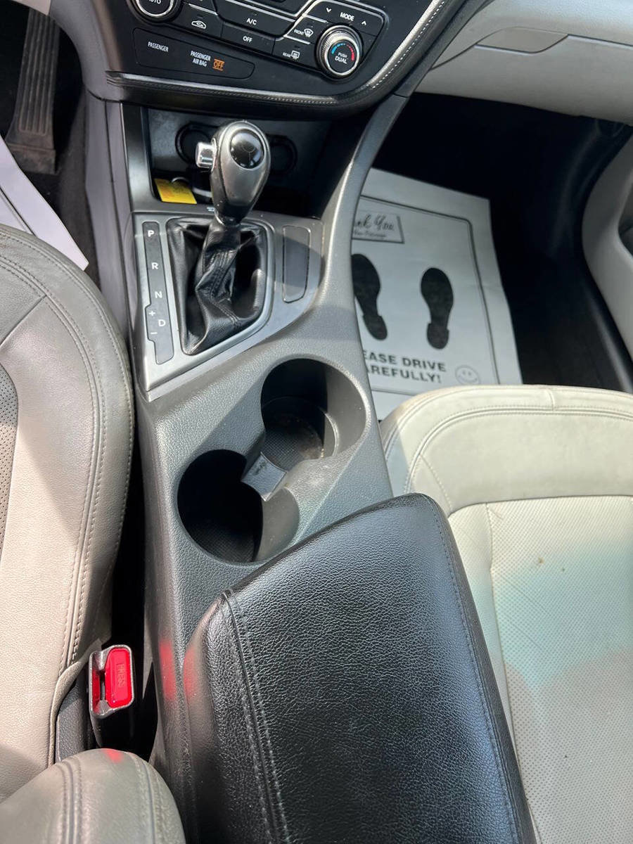 Used 2011 Kia Optima EX FWD image 14