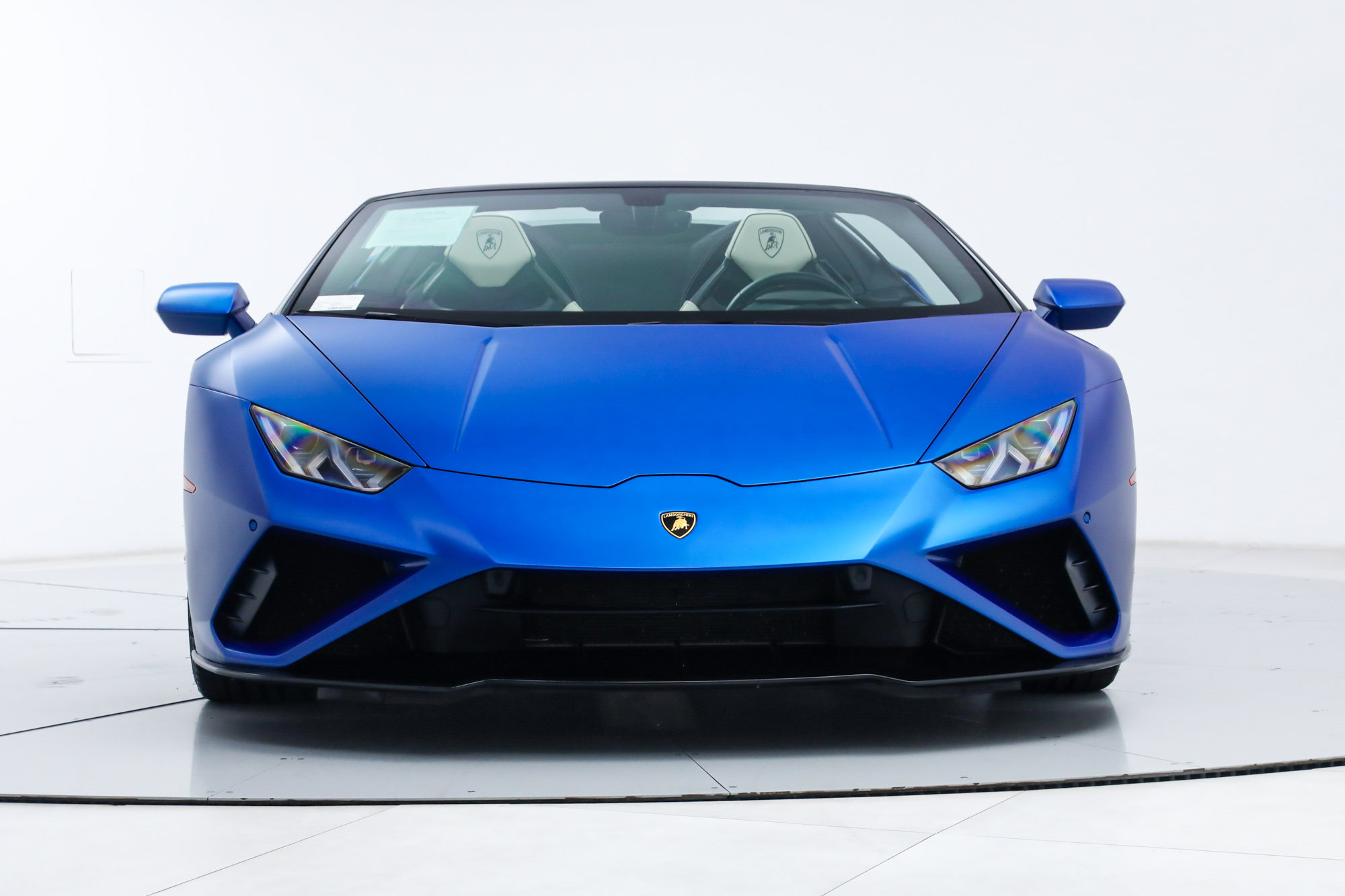 Used 2021 Lamborghini Huracan EVO RWD image 10