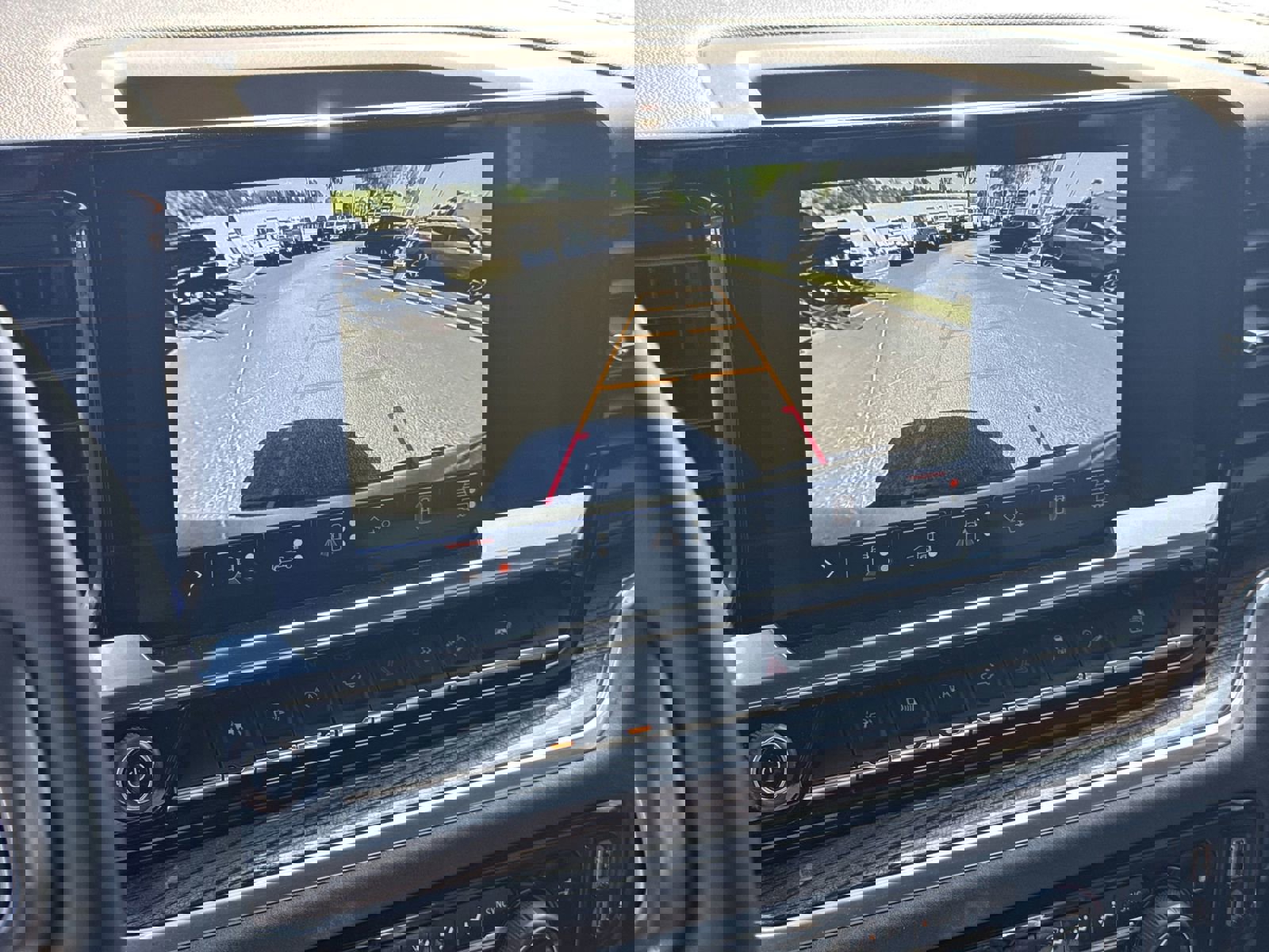 Used 2025 Chevrolet Silverado 1500 LT Trail Boss w/ LT Trail Boss Premium Package image 25