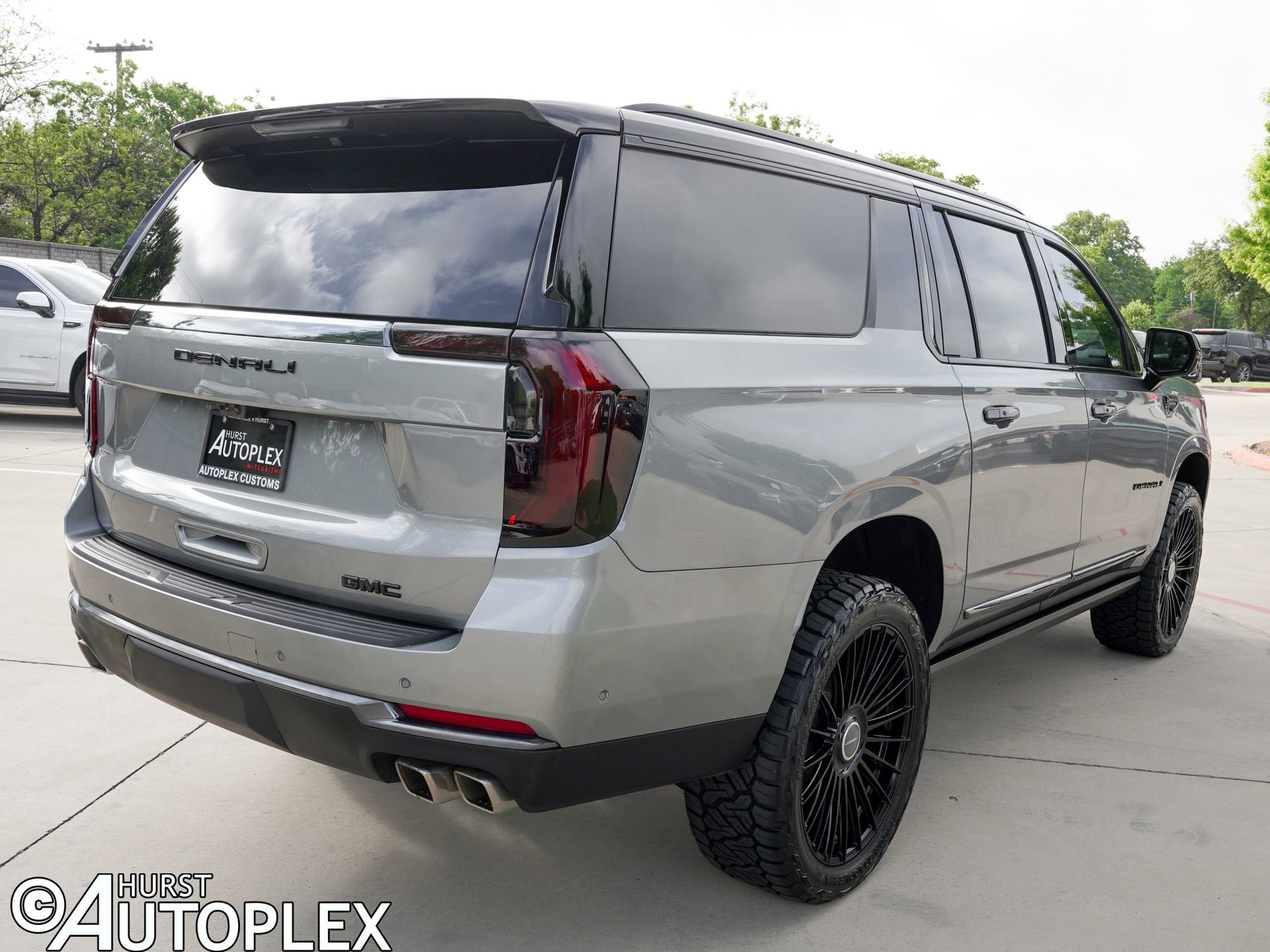 Used 2026 GMC Yukon XL Denali Ultimate w/ LPO, Floor Liner Package image 4