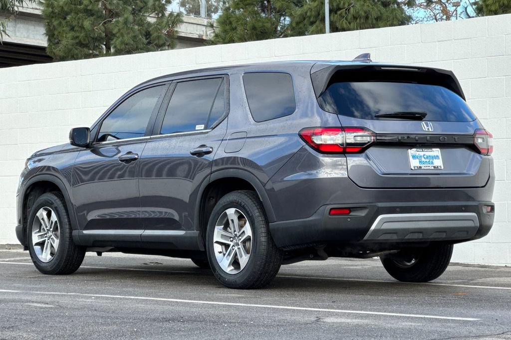 Certified 2023 Honda Pilot EX-L image 3