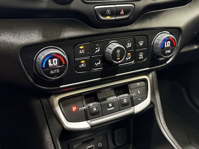 Used 2023 GMC Terrain SLT w/ LPO, Floor Liner Package FWD image 20