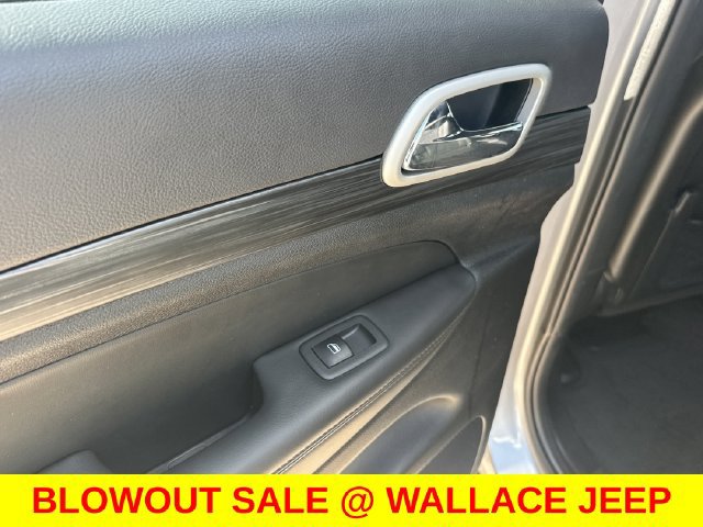 Certified 2021 Jeep Grand Cherokee Laredo RWD image 14