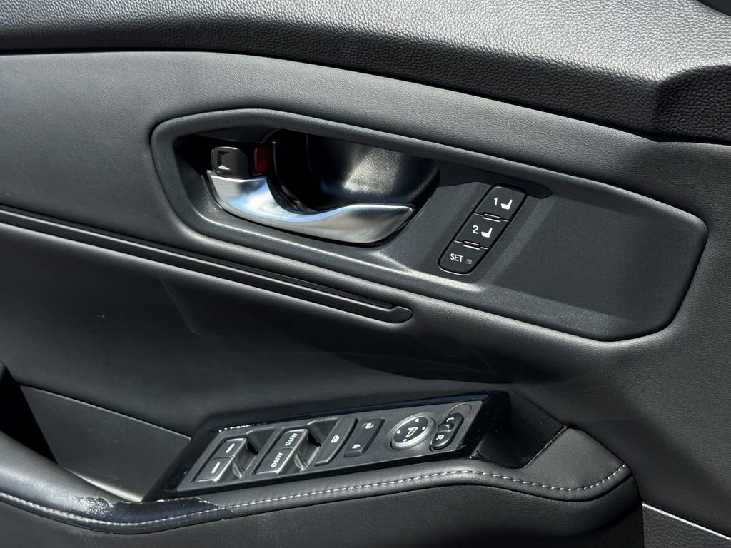 Used 2023 Honda Accord Touring image 34