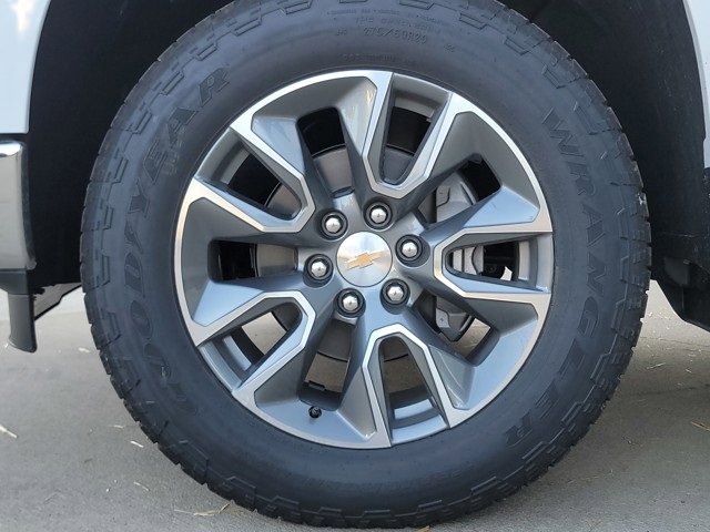 New 2026 Chevrolet Silverado 1500 LT image 11
