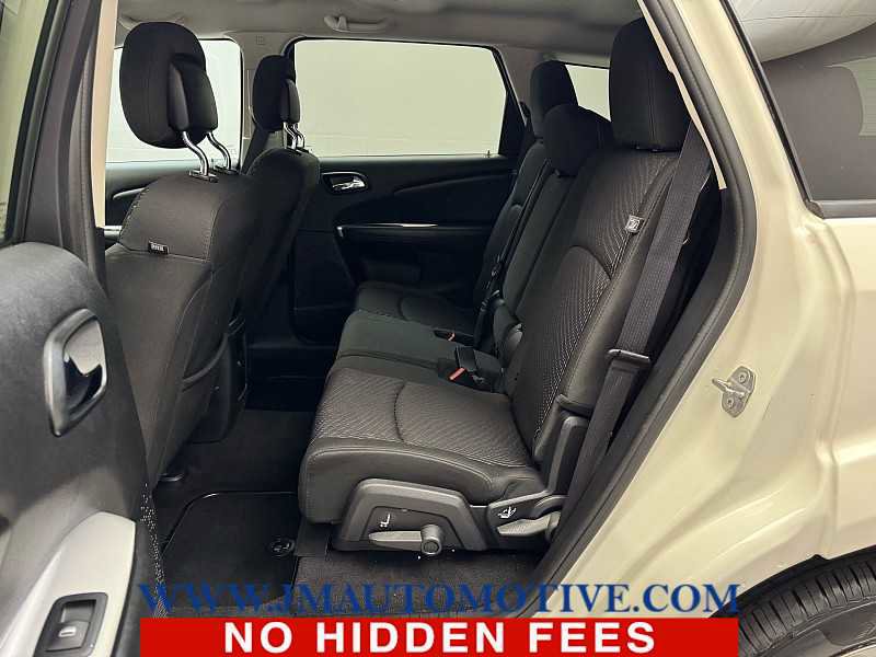 Used 2017 Dodge Journey SE w/ Popular Equipment Group image 14