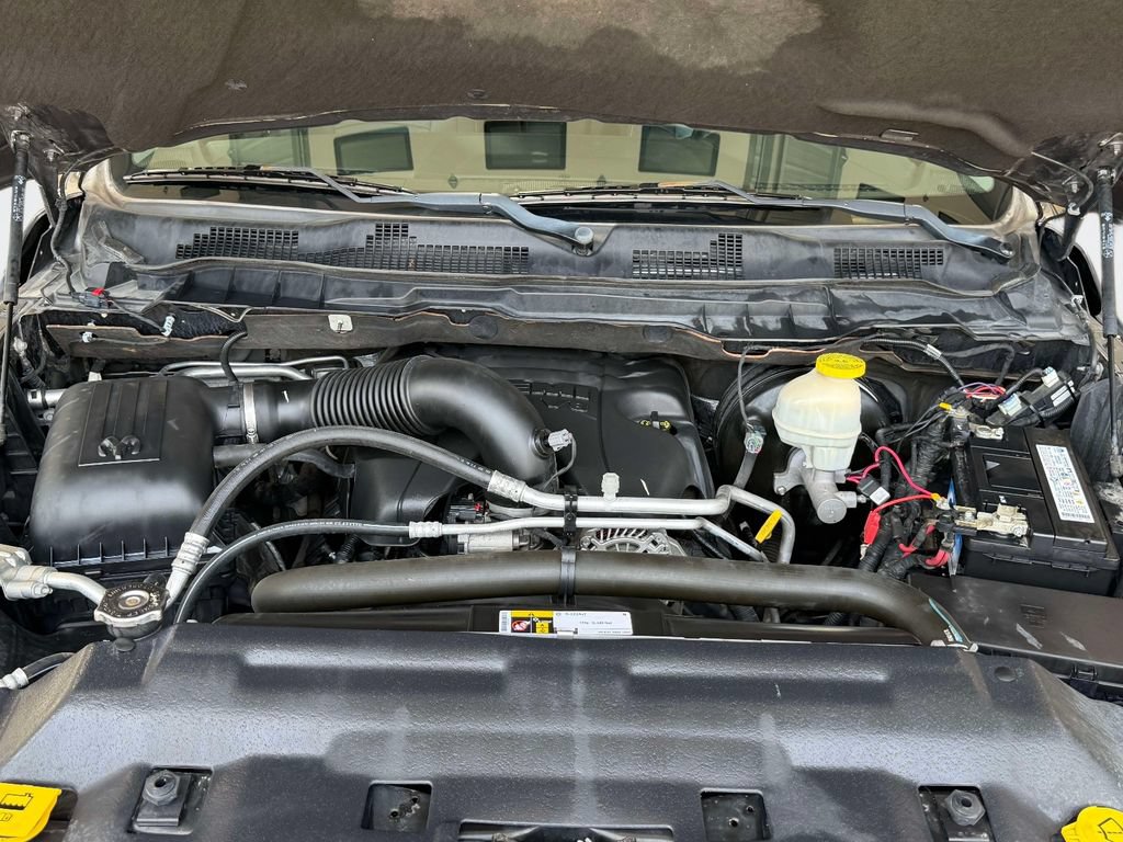 Used 2017 RAM 1500 Laramie AWD/4WD image 5