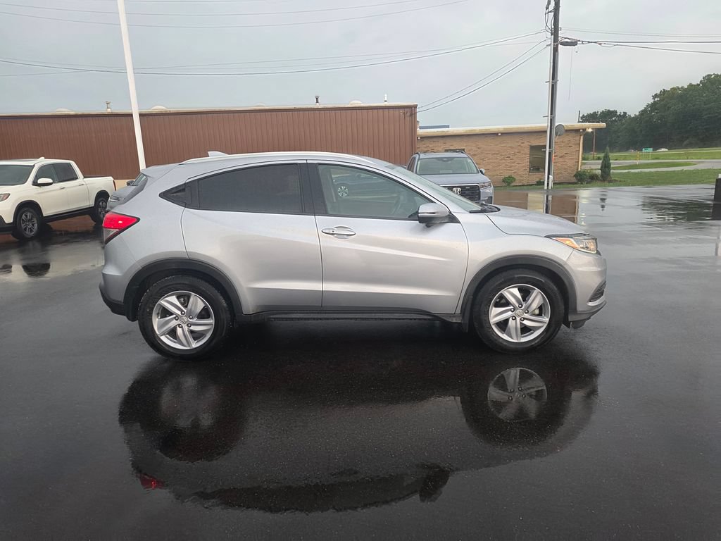 Used 2019 Honda HR-V EX-L image 2