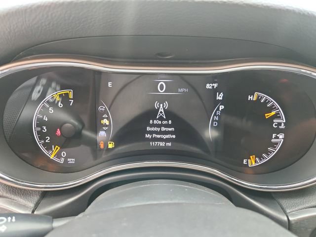Used 2017 Jeep Grand Cherokee Limited w/ Luxury Group II AWD/4WD image 12