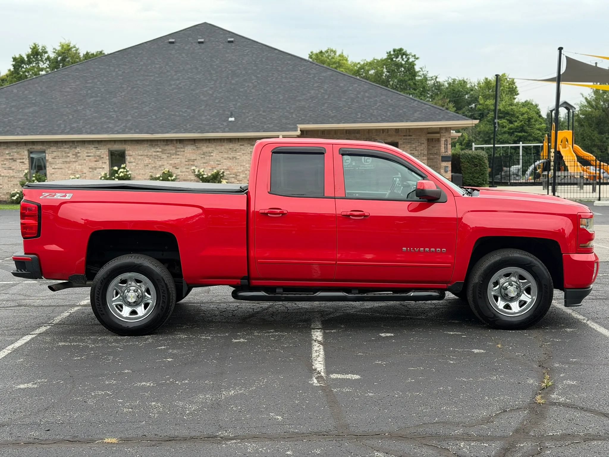 Used 2016 Chevrolet Silverado 1500 LT w/ All Star Edition AWD/4WD image 7