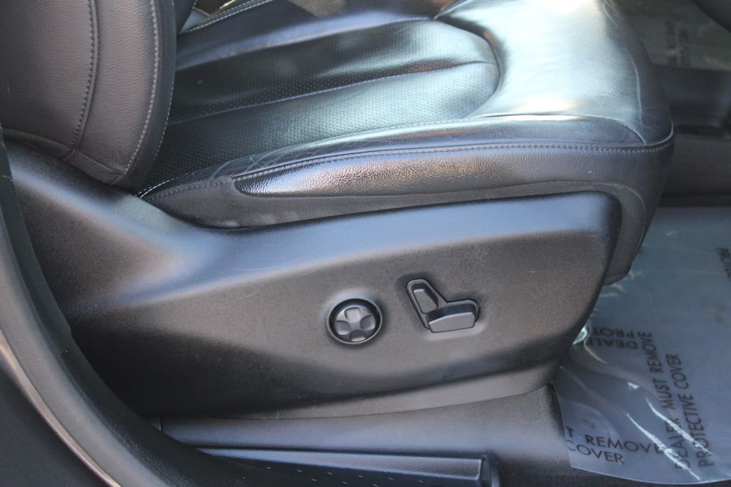 Used 2018 Chrysler Pacifica Touring-L w/ Premium Audio Group image 21