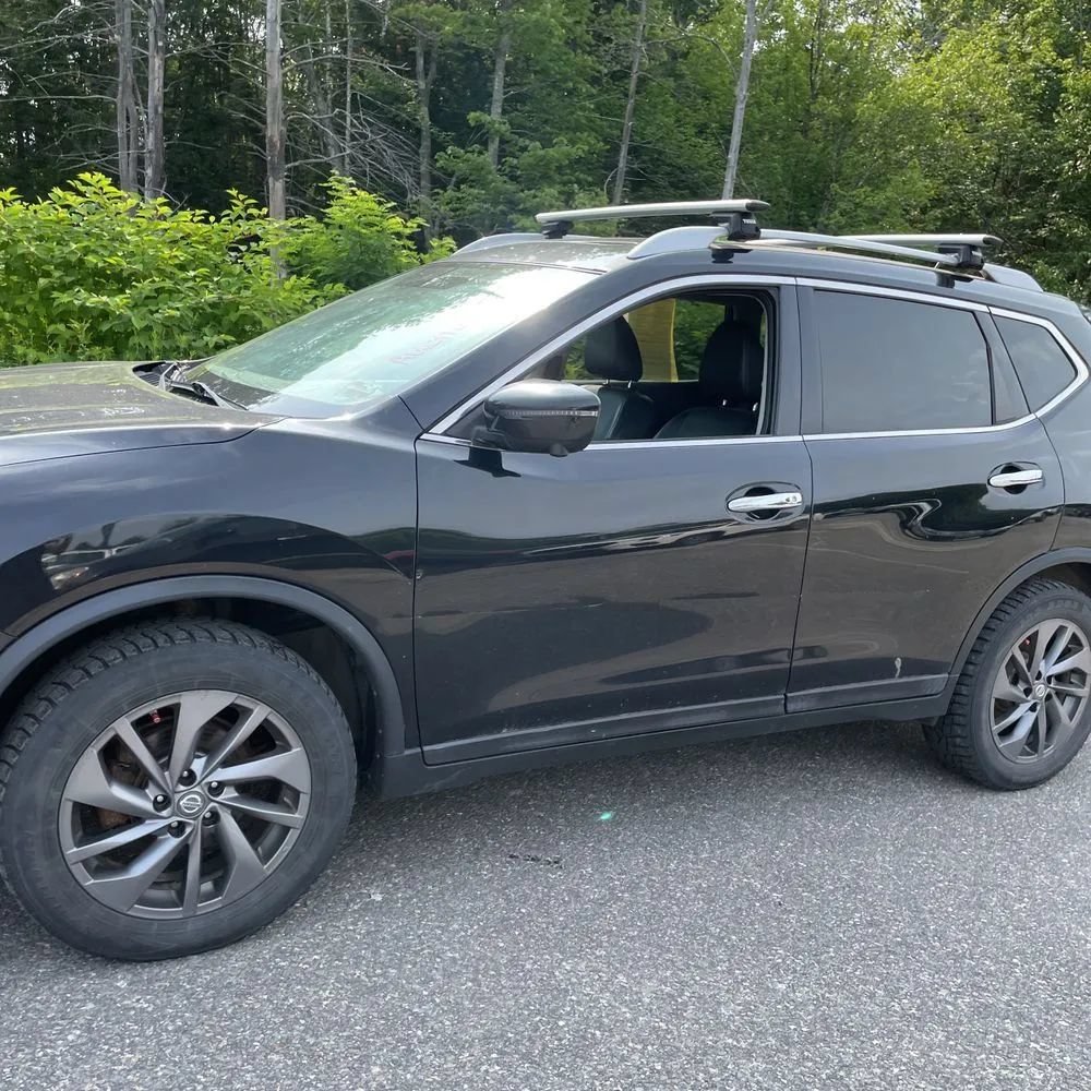 Used 2016 Nissan Rogue SL w/ SL Premium Package AWD/4WD image 4