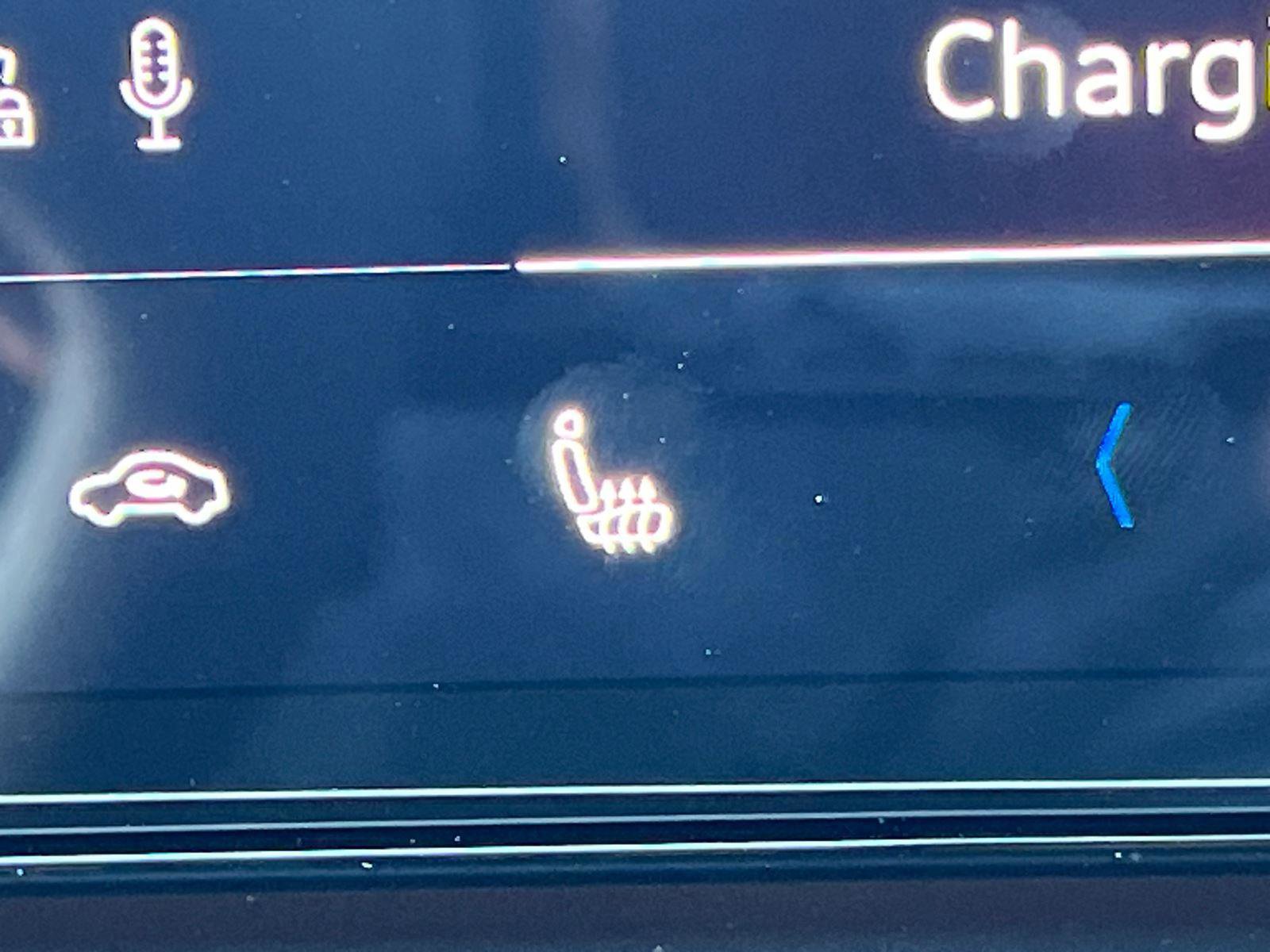 New 2025 Audi SQ6 e-tron Prestige w/ 21" Black Optic Wheel Package image 24