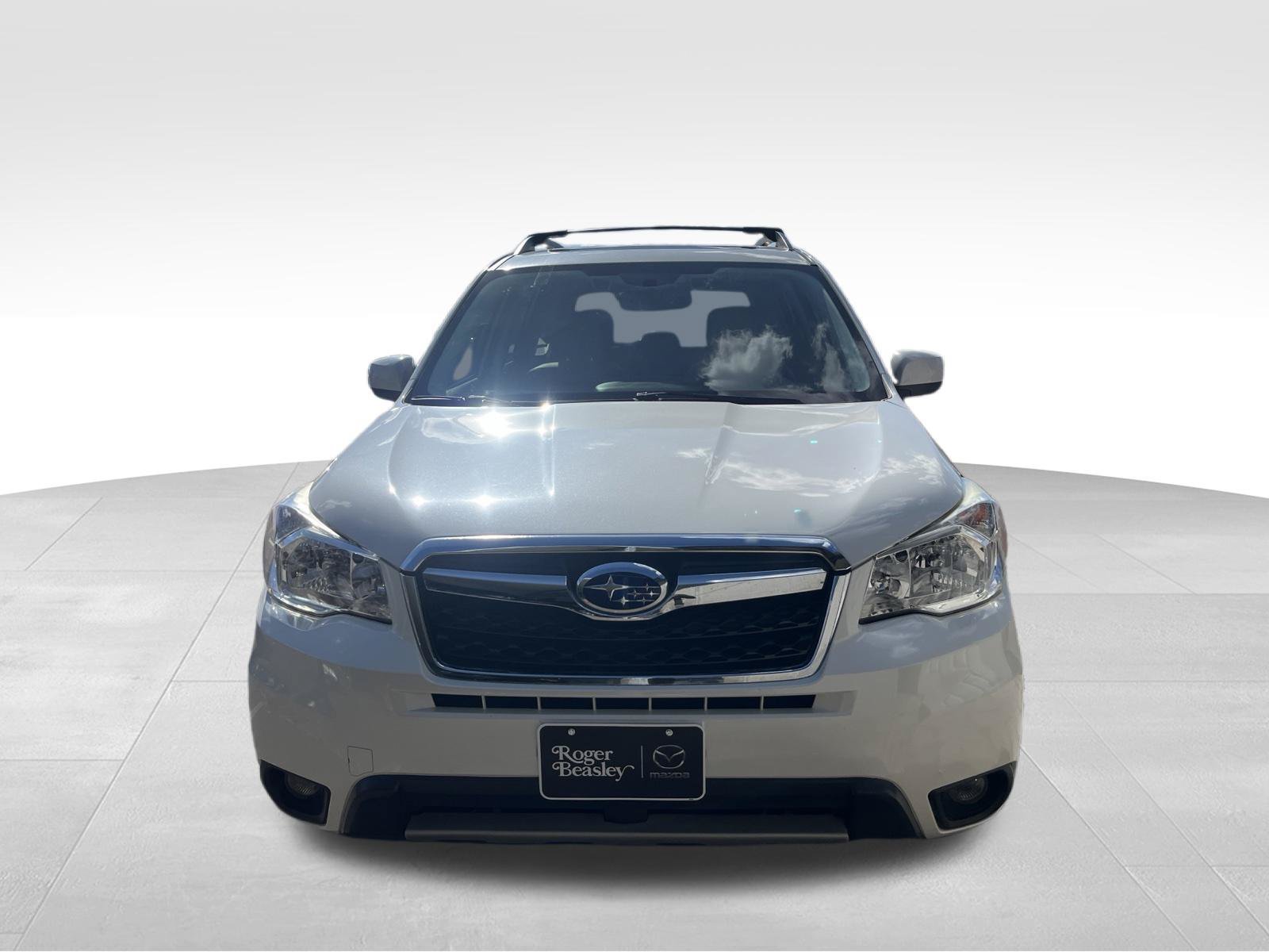 Used 2016 Subaru Forester 2.5i Limited AWD/4WD image 2