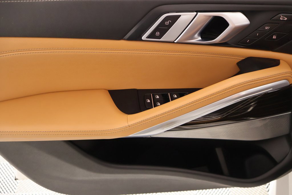 Used 2024 BMW X6 M60i image 17