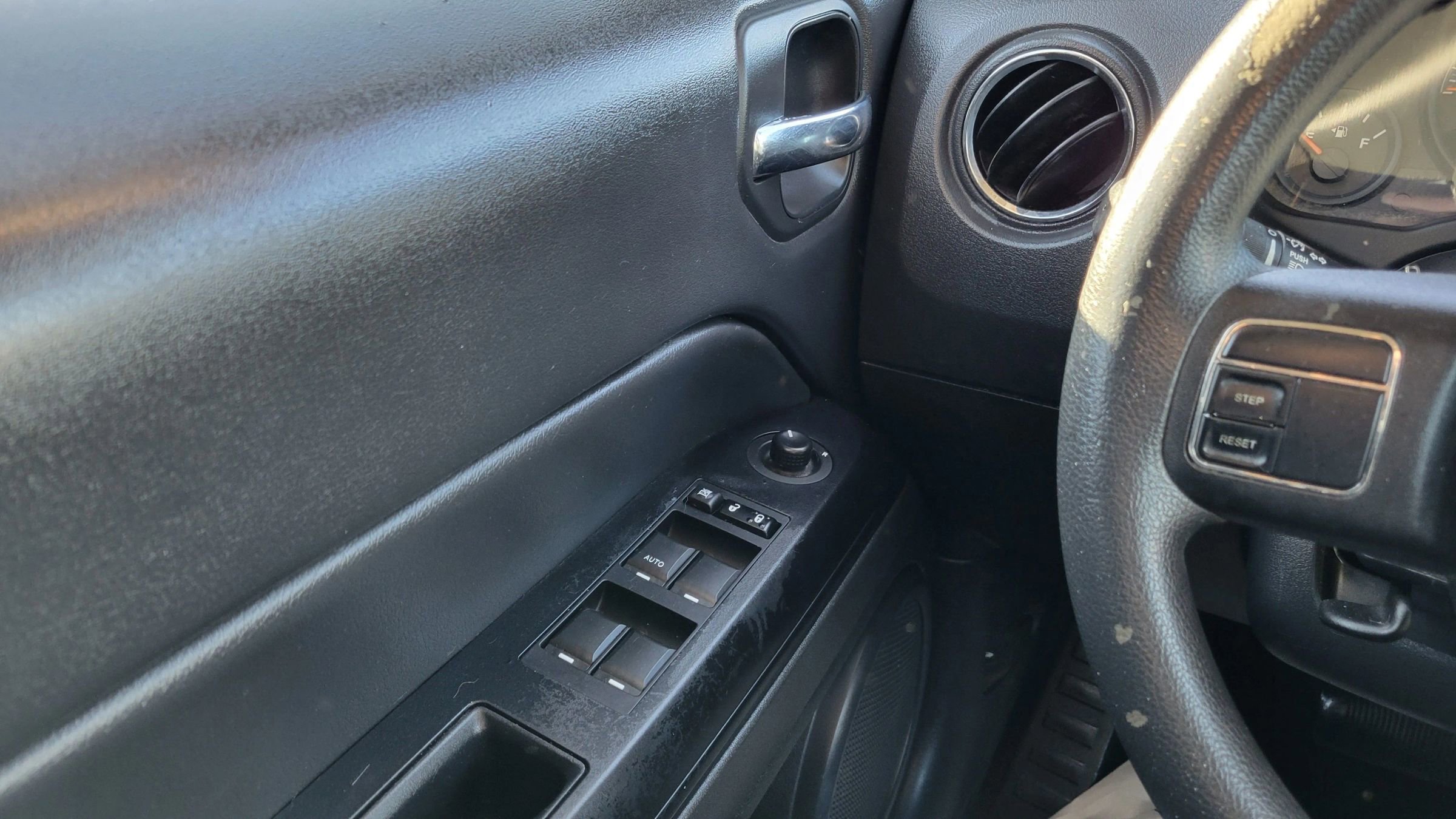 Used 2014 Jeep Patriot Sport w/ Power Value Group image 20