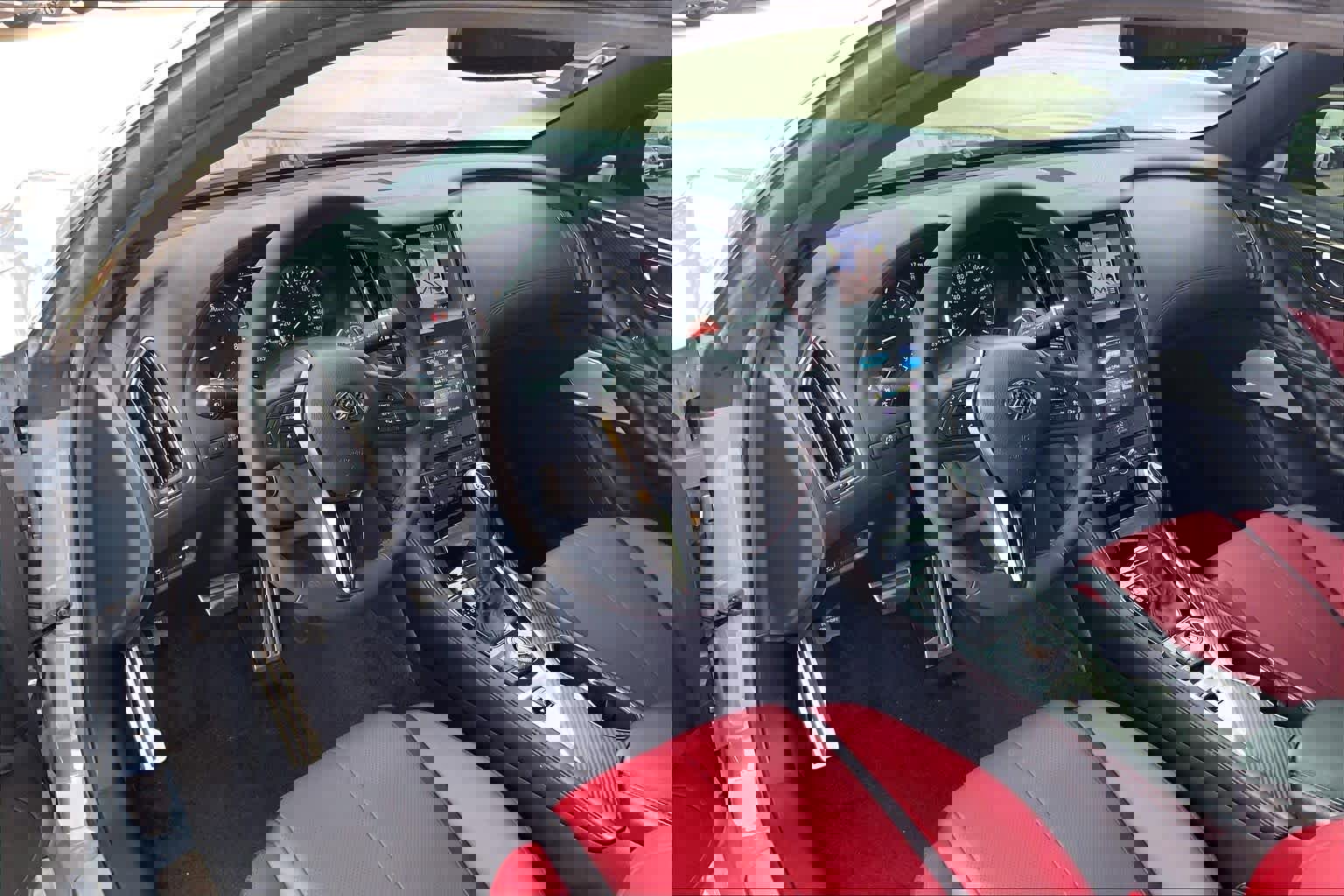 Used 2021 INFINITI Q60 Red Sport 400 w/ Cargo Package RWD image 15