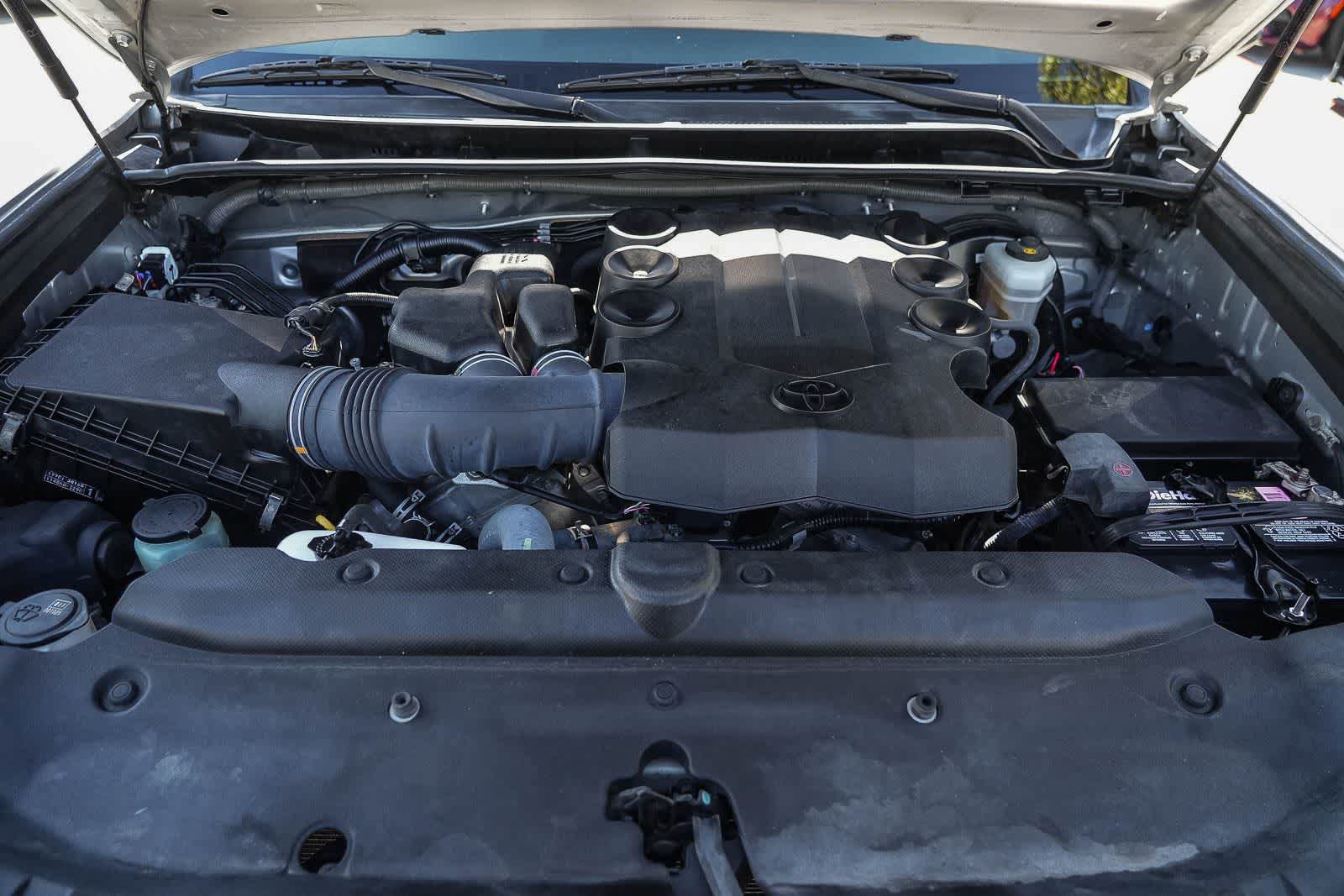 Used 2018 Toyota 4Runner SR5 RWD image 26
