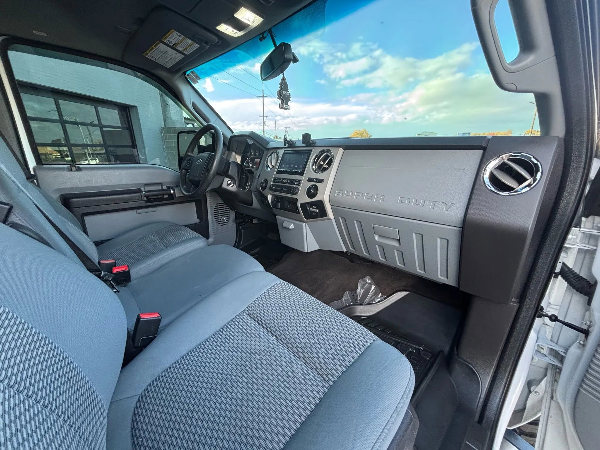 Used 2015 Ford F350 XLT w/ XLT Value Package AWD/4WD image 8