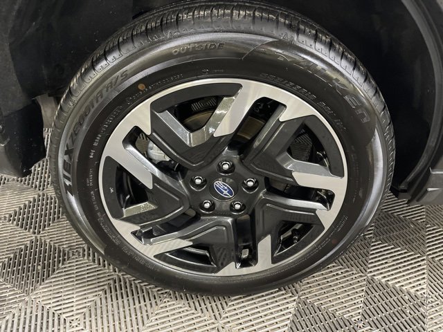 Certified 2025 Subaru Forester Limited image 14