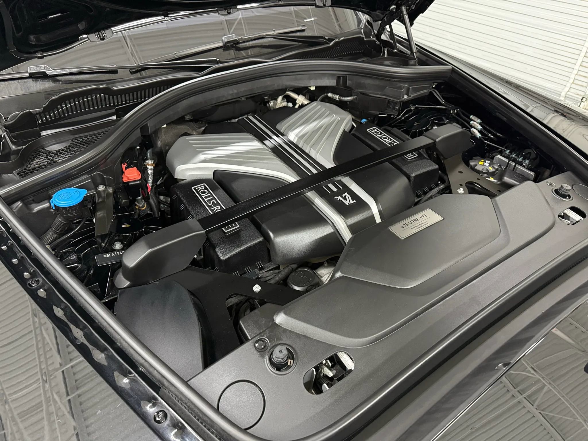 Used 2024 Rolls-Royce Cullinan image 61