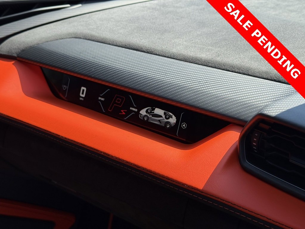 Used 2024 Lamborghini Revuelto image 32