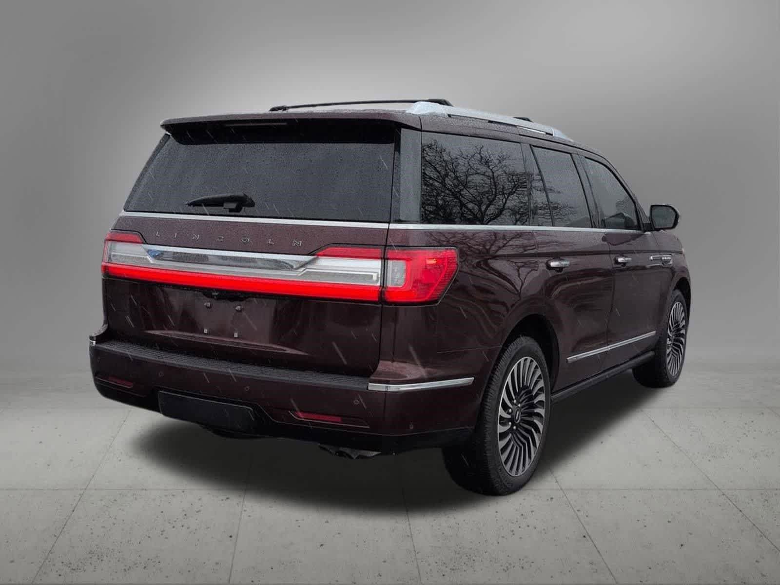 Used 2019 Lincoln Navigator Black Label w/ Cargo Package AWD/4WD image 6