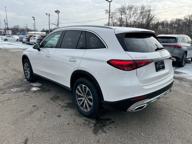 Used 2026 Mercedes-Benz GLC 300 4MATIC image 5