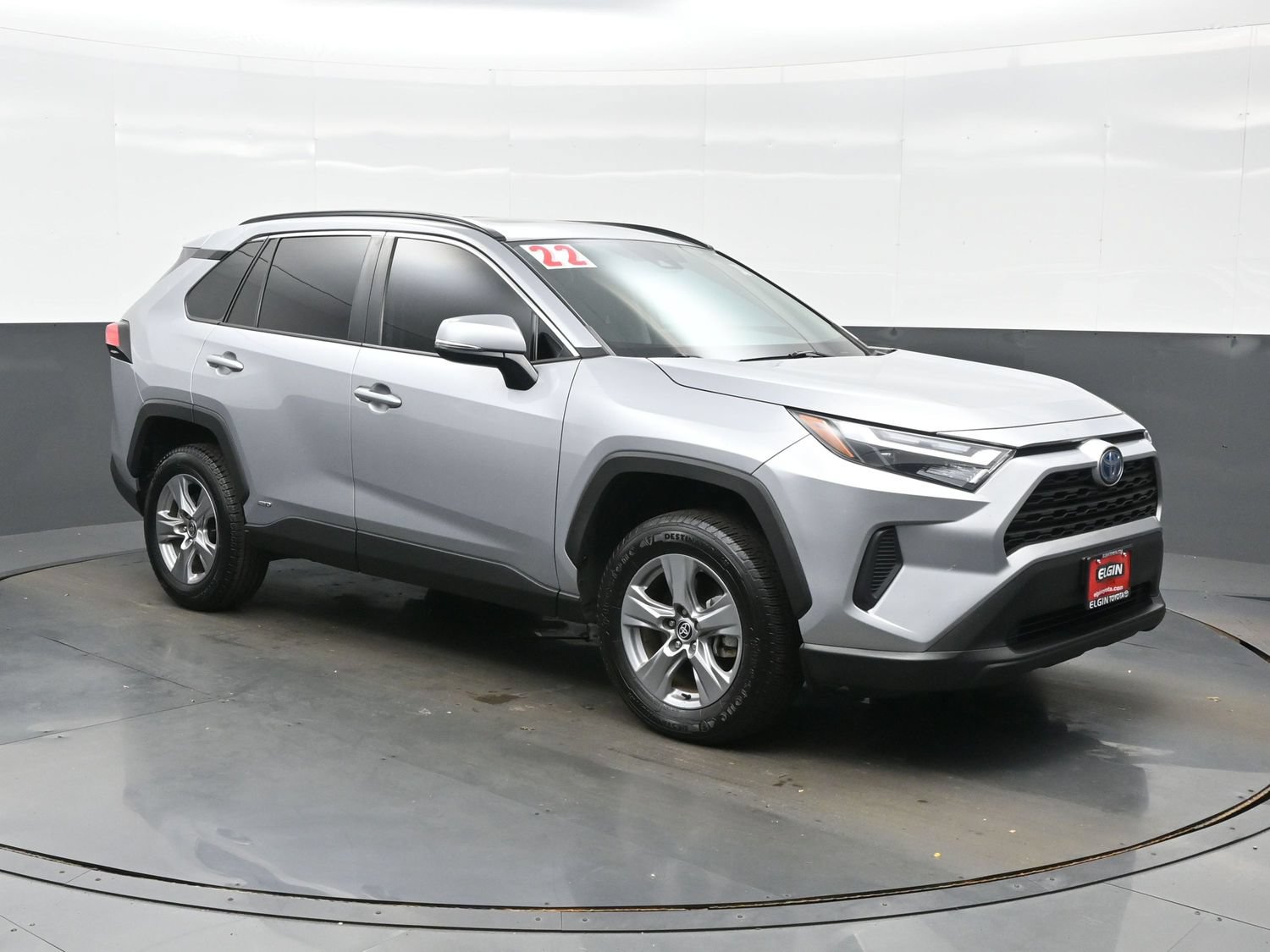 Used 2022 Toyota RAV4 XLE w/ Convenience Package AWD/4WD image 8