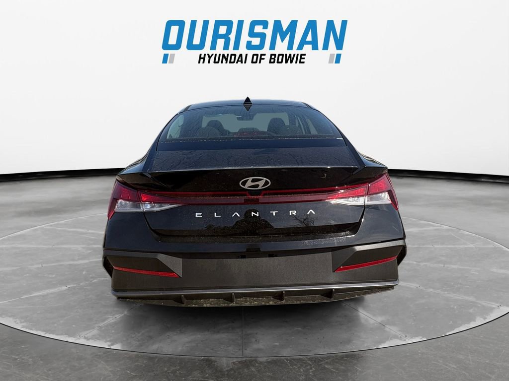 New 2026 Hyundai Elantra SE w/ Cargo Package FWD image 5