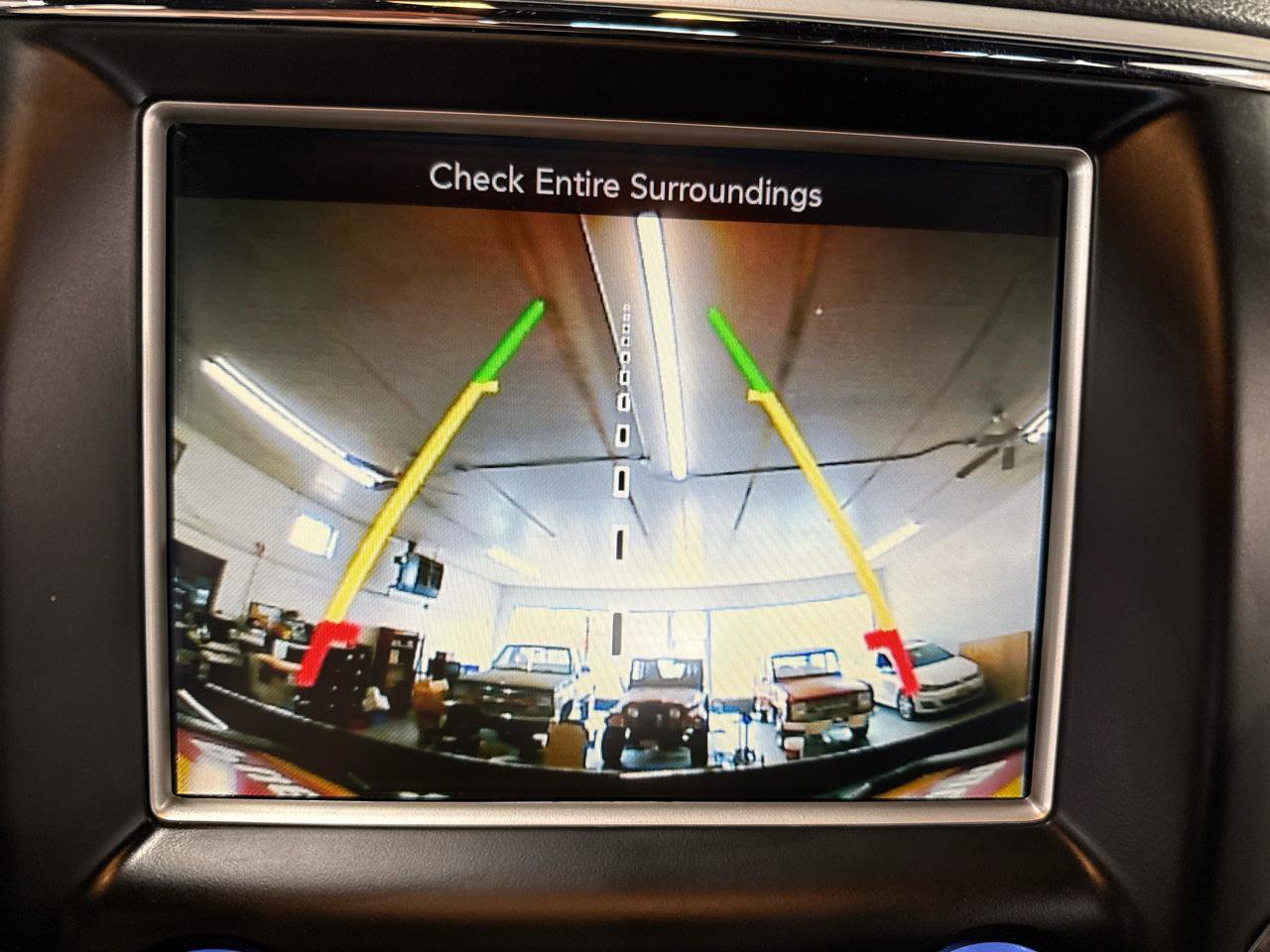 Used 2015 Jeep Grand Cherokee Altitude image 20