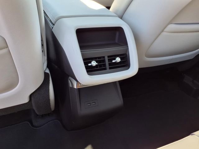 New 2025 Cadillac Lyriq Sport image 15