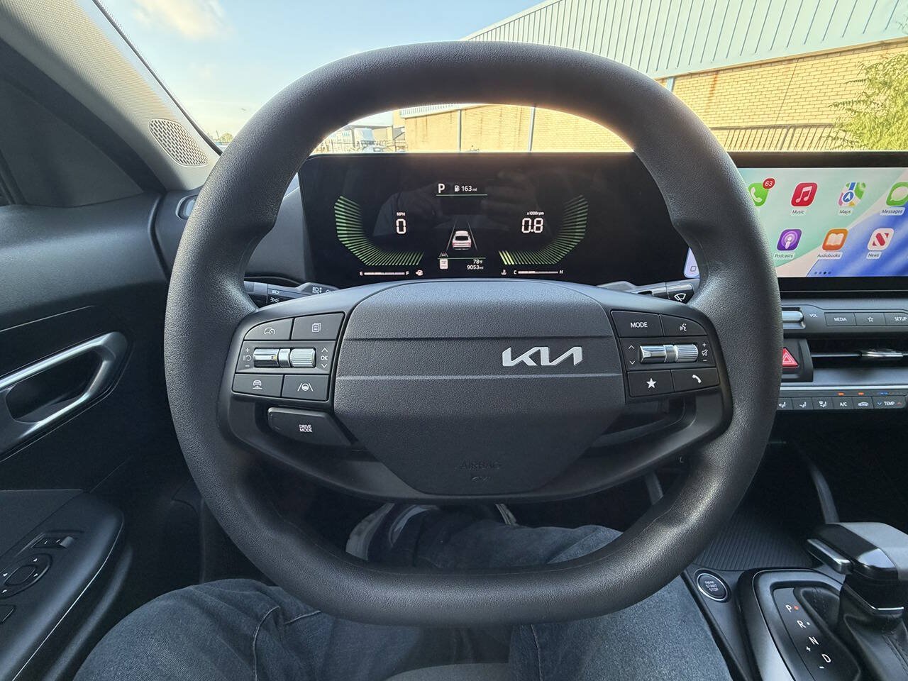 Used 2025 Kia K4 FWD image 11