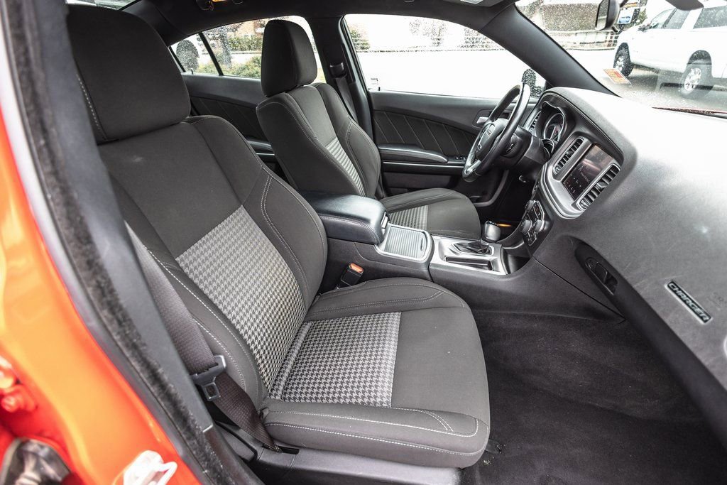 Used 2023 Dodge Charger SXT image 27
